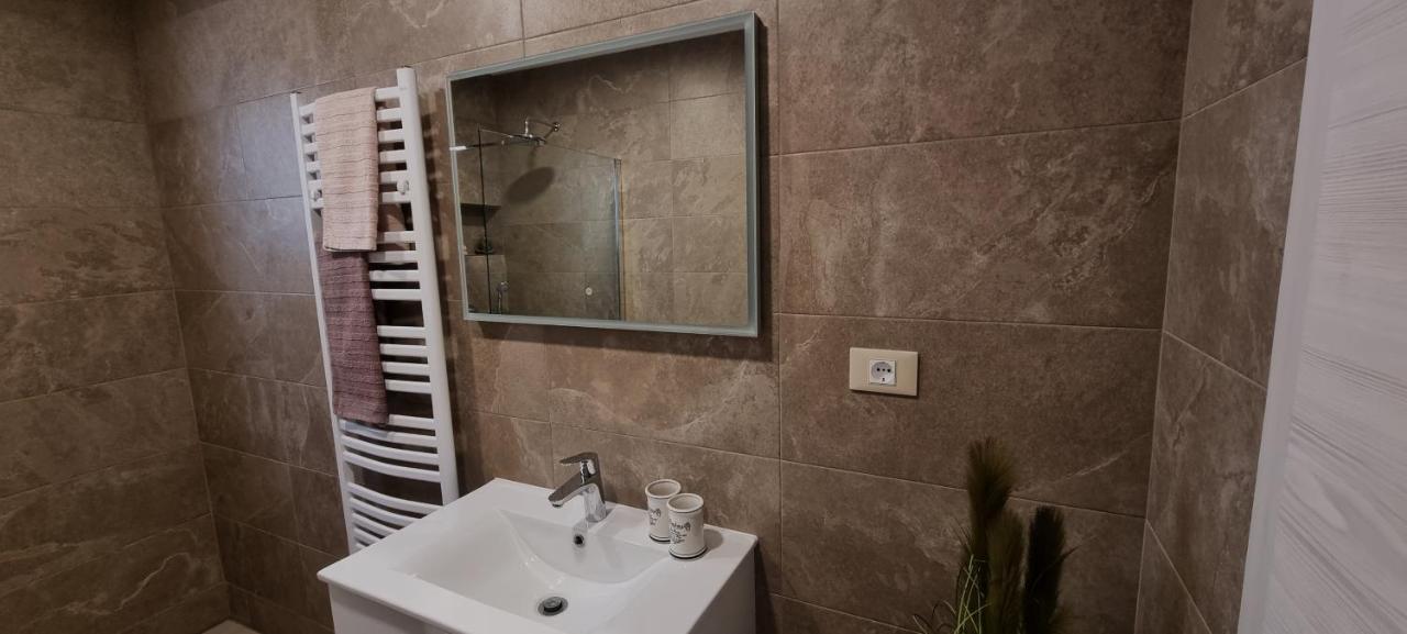 N&G Apartments Rovinj Extérieur photo